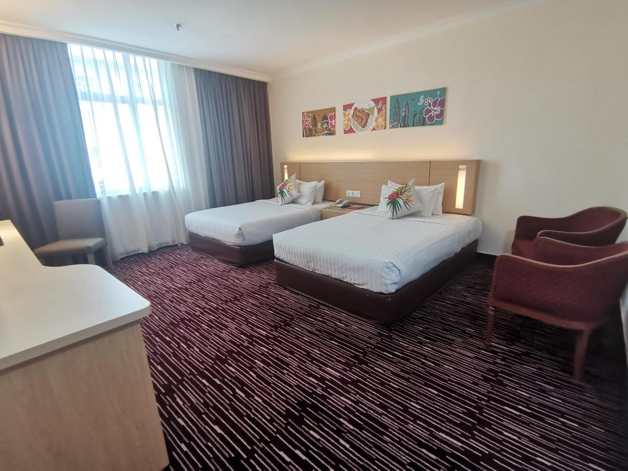 Rhr Hotel Kajang Exterior photo