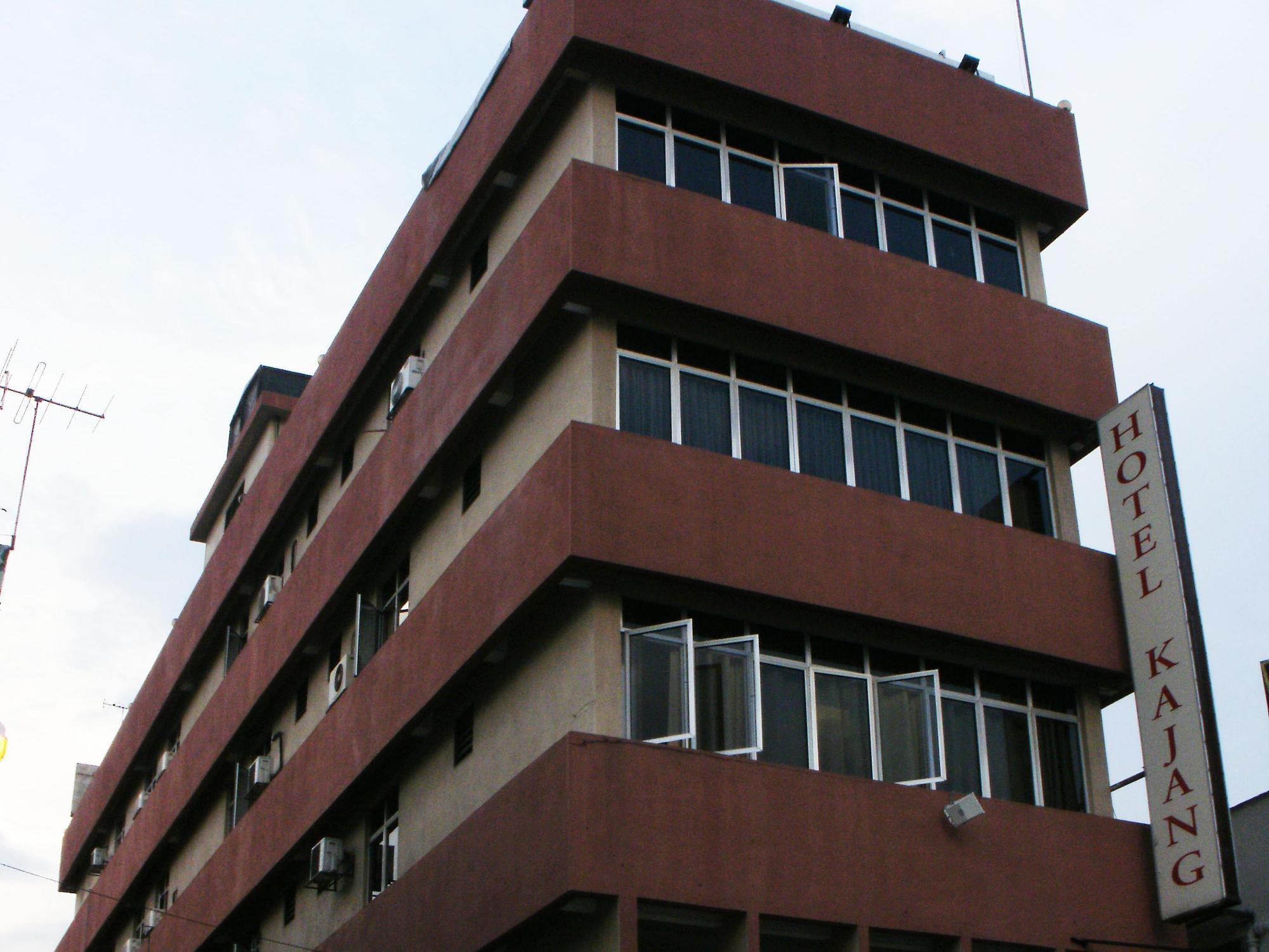 Rhr Hotel Kajang Exterior photo