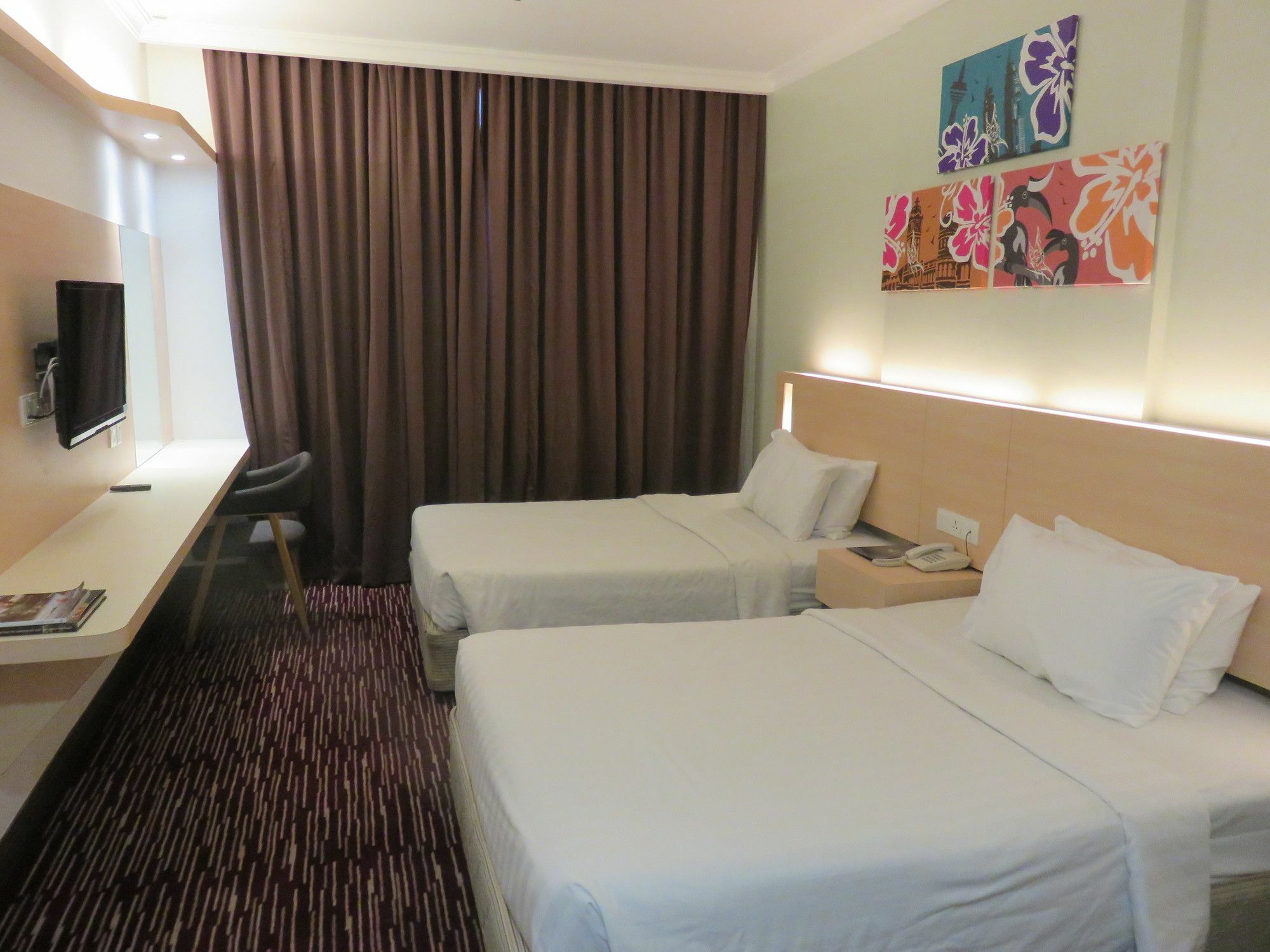 Rhr Hotel Kajang Exterior photo
