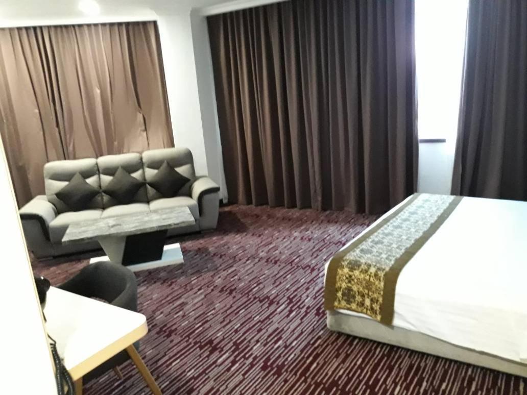 Rhr Hotel Kajang Exterior photo